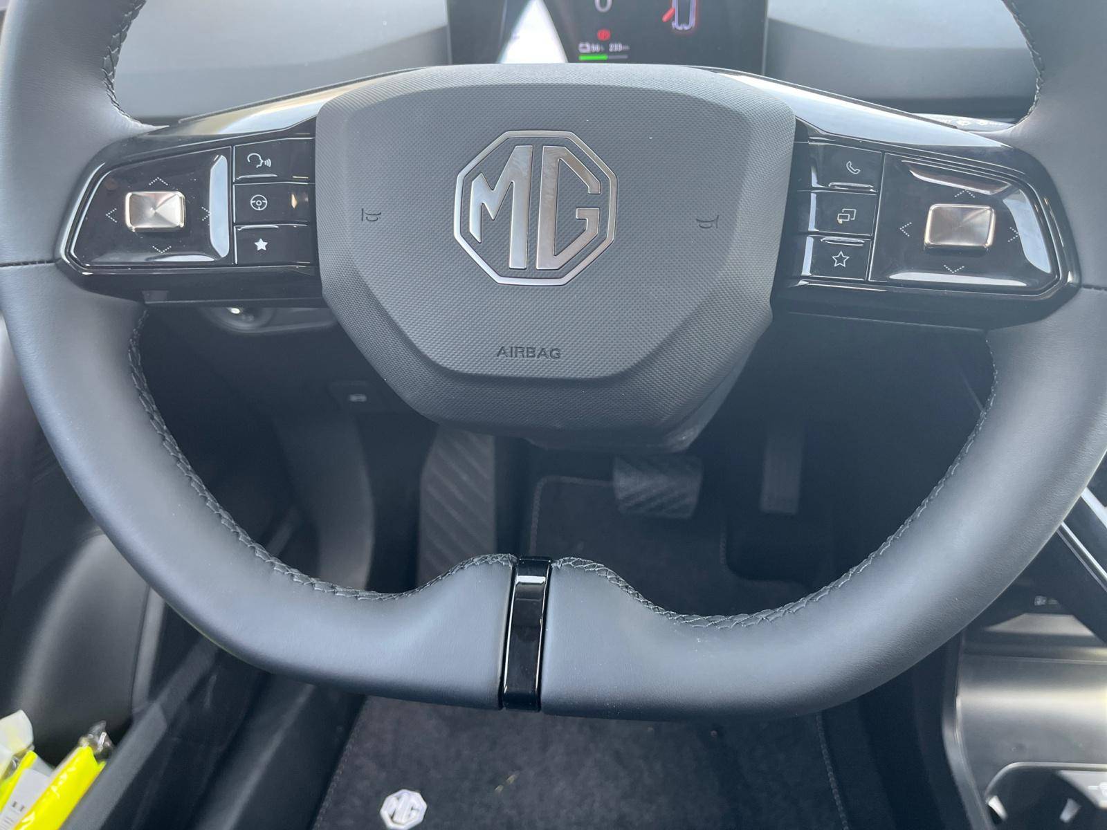 Image MG 4 Luxury   204 ch 