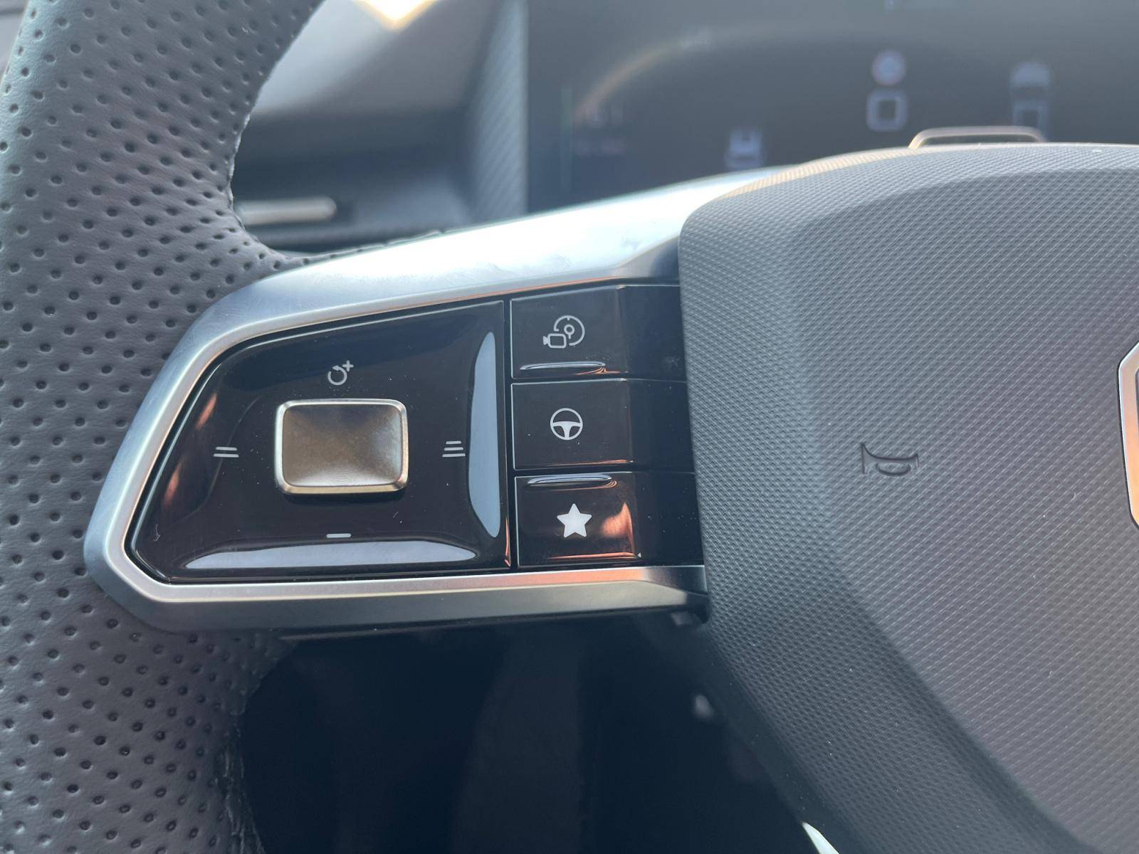 Image MG MGS5 EV Luxury 64KWH  MGS5 EV 64 KWH LUXURY