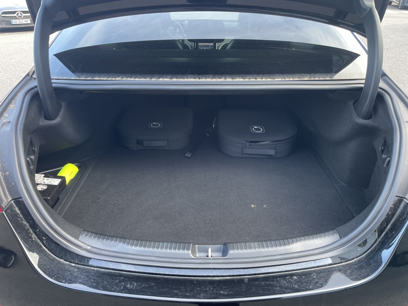 Image Mercedes-Benz CLASSE C BERLINE Classe C 300 e Hybrid EQ Berline AMG Line  Classe C 300 e Hybrid EQ Berline AMG Line