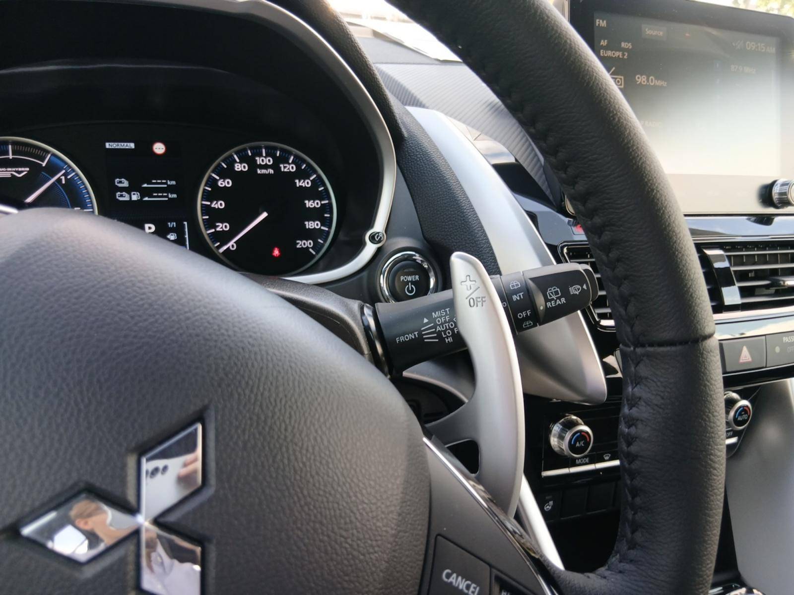 Image Mitsubishi ECLIPSE CROSS 2.4 Twin Motor 4WD Intense  ECLIPSE CROSS PHEV INTENSE MY23