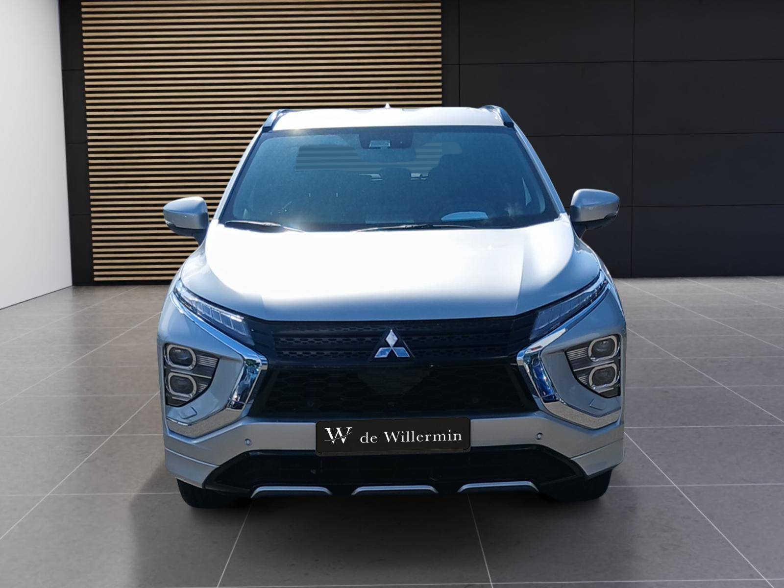 Image Mitsubishi ECLIPSE CROSS 2.4 Twin Motor 4WD Intense  ECLIPSE CROSS PHEV INTENSE MY23