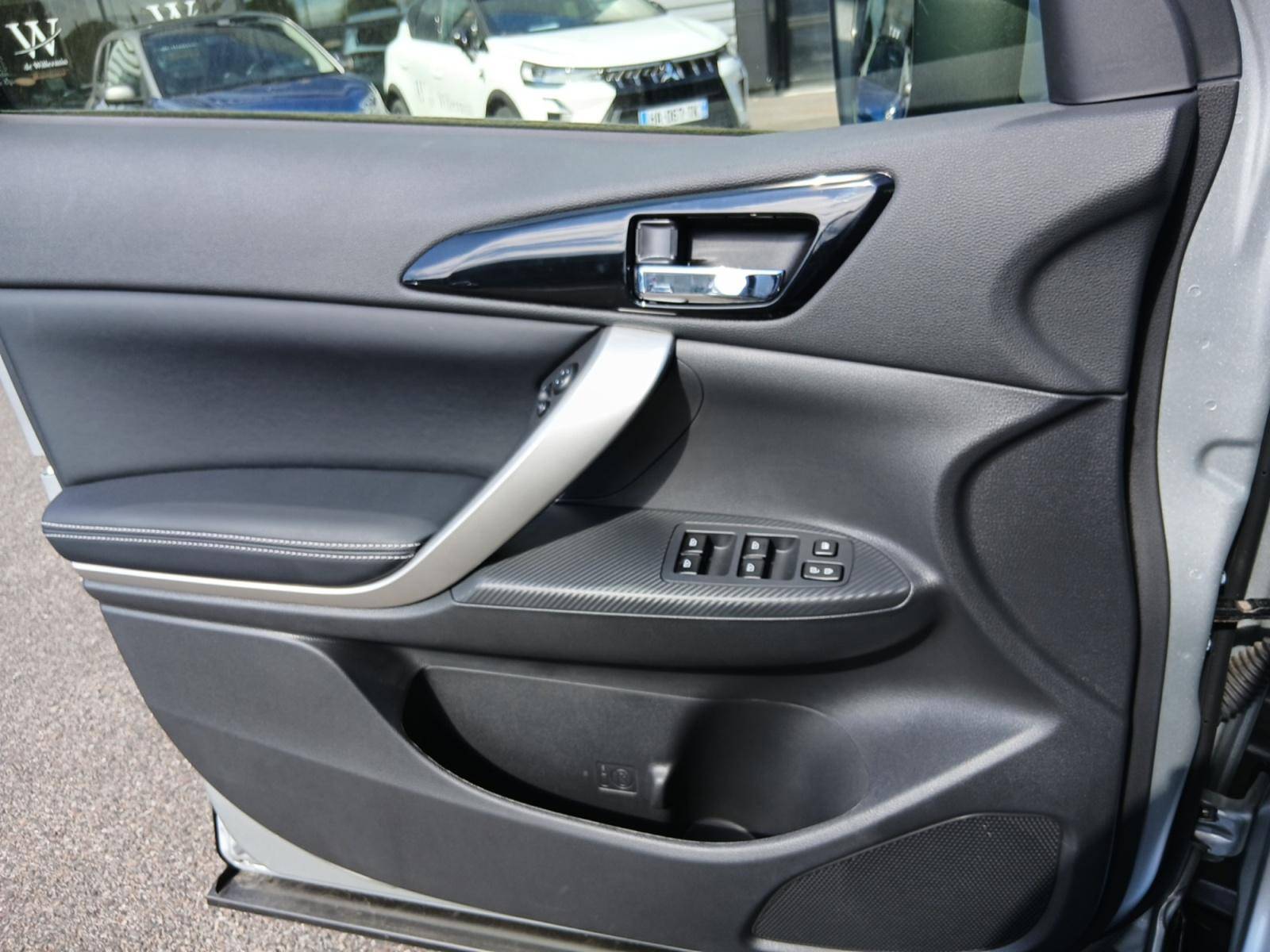 Image Mitsubishi ECLIPSE CROSS 2.4 Twin Motor 4WD Intense  ECLIPSE CROSS PHEV INTENSE MY23