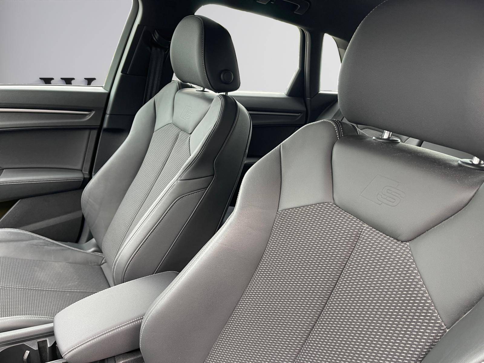 Image Audi Q3 35 TDI S line  2.0 150 ch S-tronic7