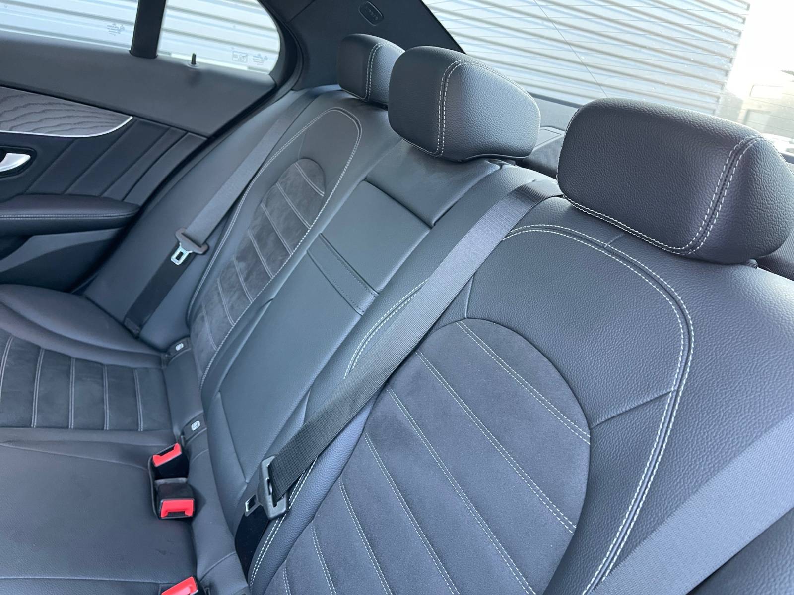 Image Mercedes-Benz CLASSE C BERLINE Classe C 300 de Berline AMG Line  C300 DE 9G-TRONIC AMG LINE