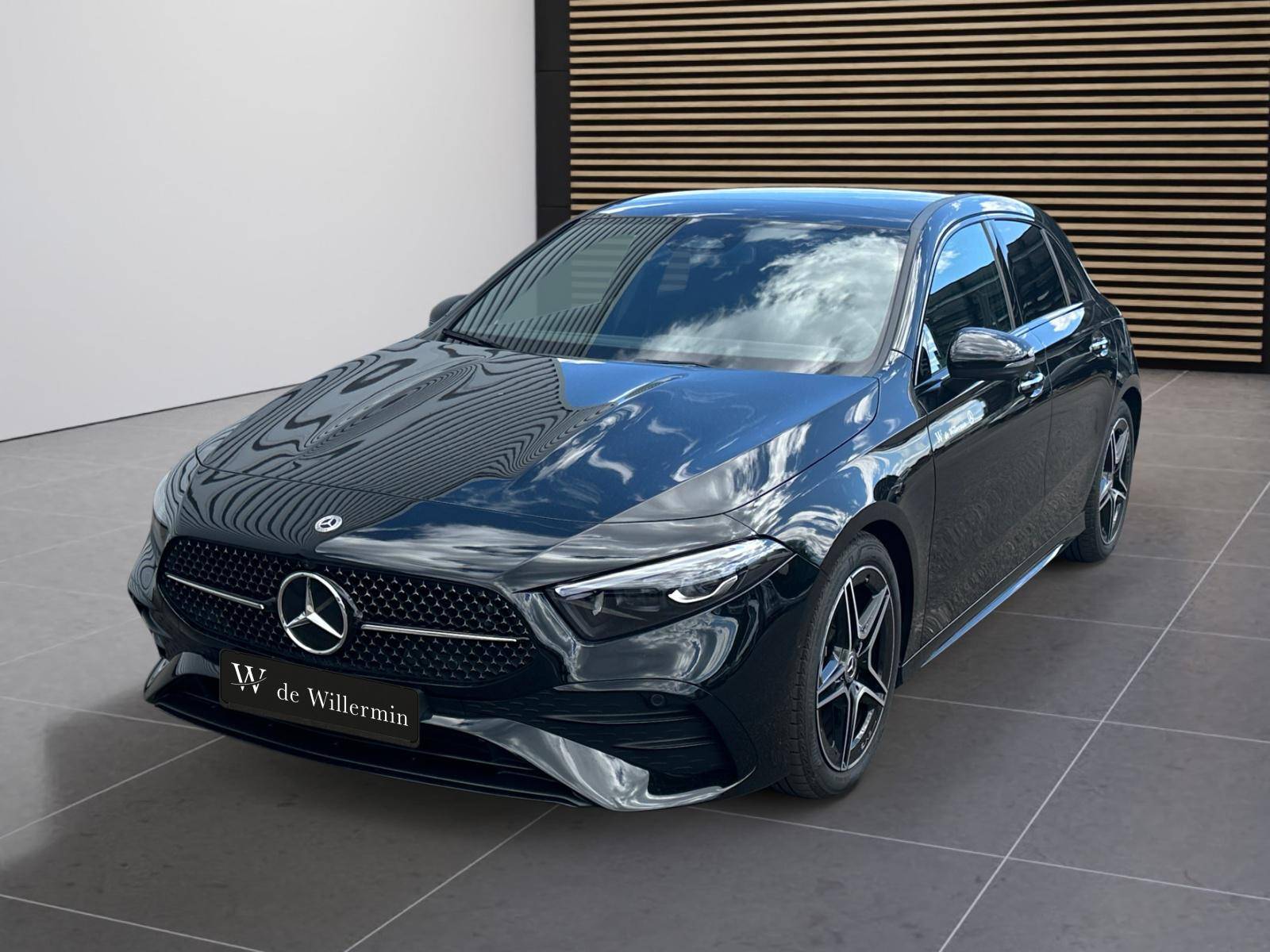 Photo Mercedes-Benz CLASSE A 200 d AMG Line  Classe A 200 d AMG Line