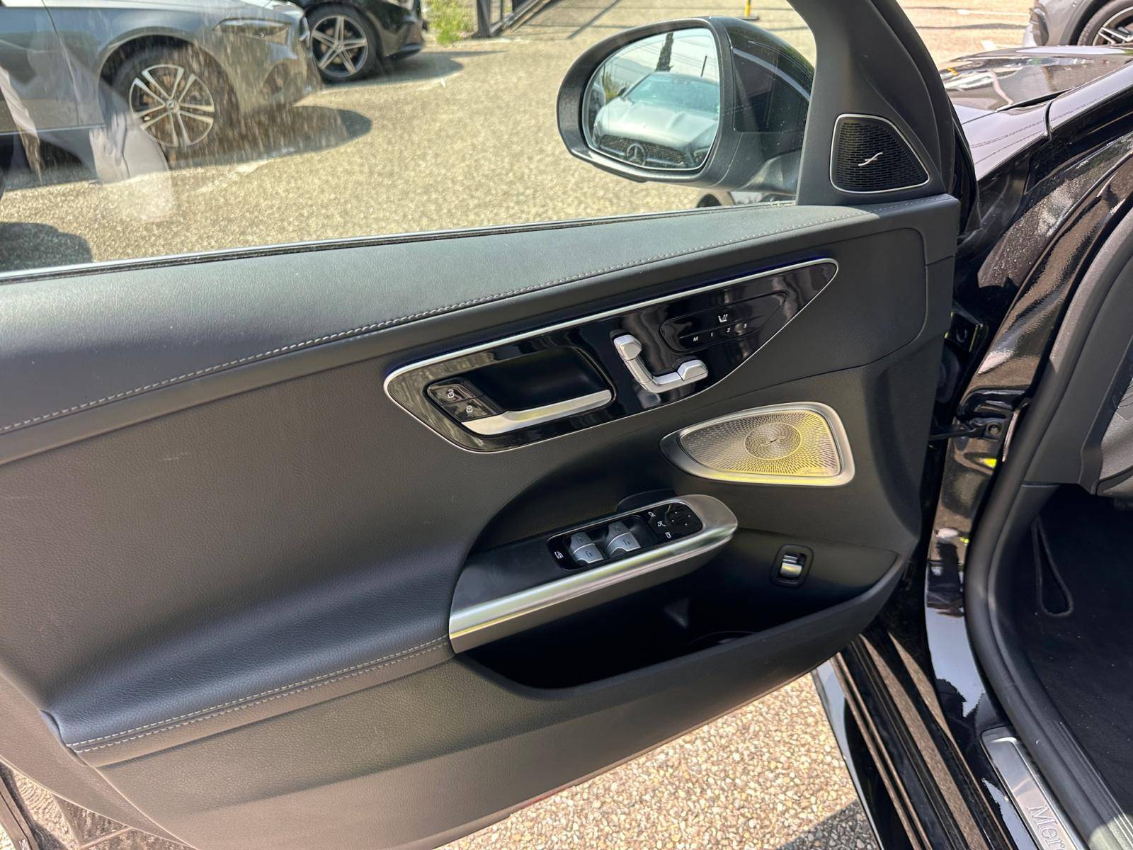 Image Mercedes-Benz CLASSE C BERLINE Classe C 300 de Berline AMG line  Classe C 300 d e Hybrid EQ Berline AMG Line