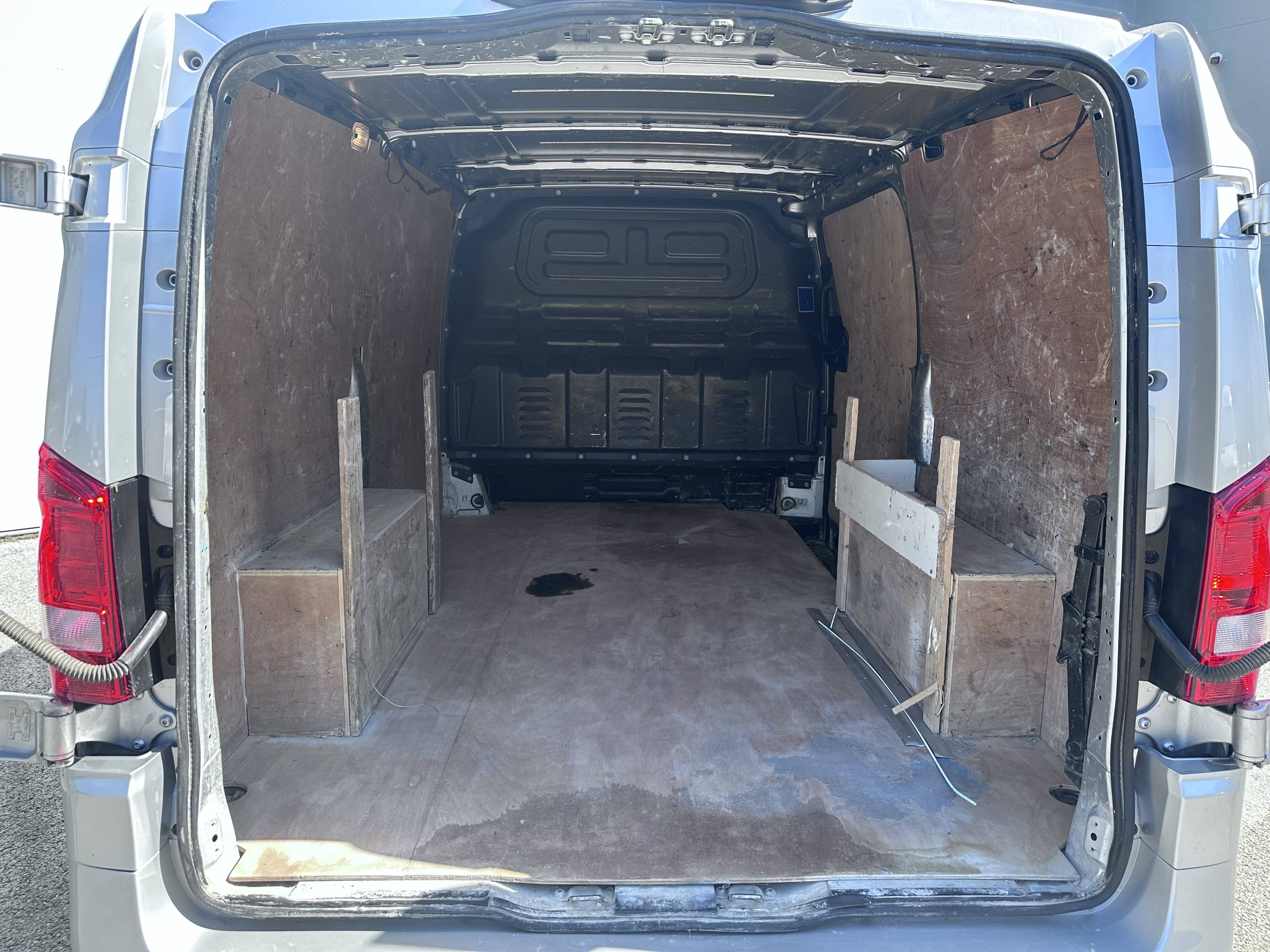 Image Mercedes-Benz VITO 119 CDI Fourgon Long  VITO FOURGON 119 CDI LONG BVA RWD PRO