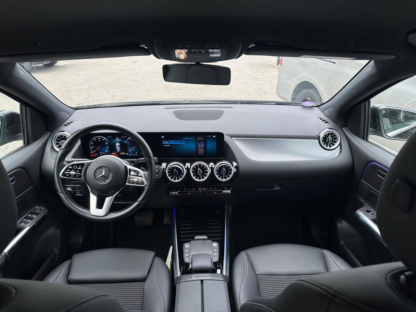 Image Mercedes-Benz CLASSE B 180 Progressive Line Edition  Classe B 180 7G-DCT Progressive Line Edition