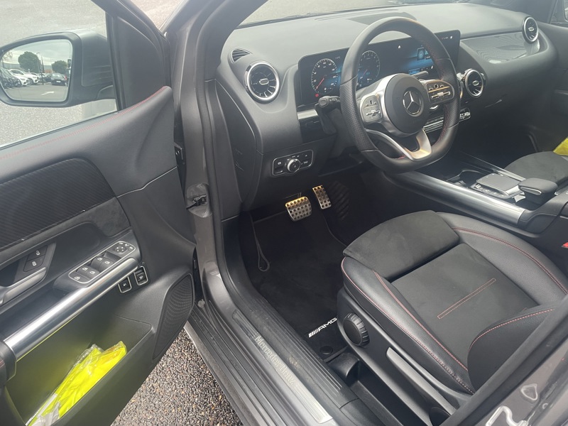 Image Mercedes-Benz CLASSE B 250 e AMG Line  