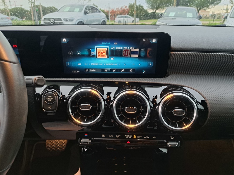 Image Mercedes-Benz CLASSE A 200 Progressive Line  