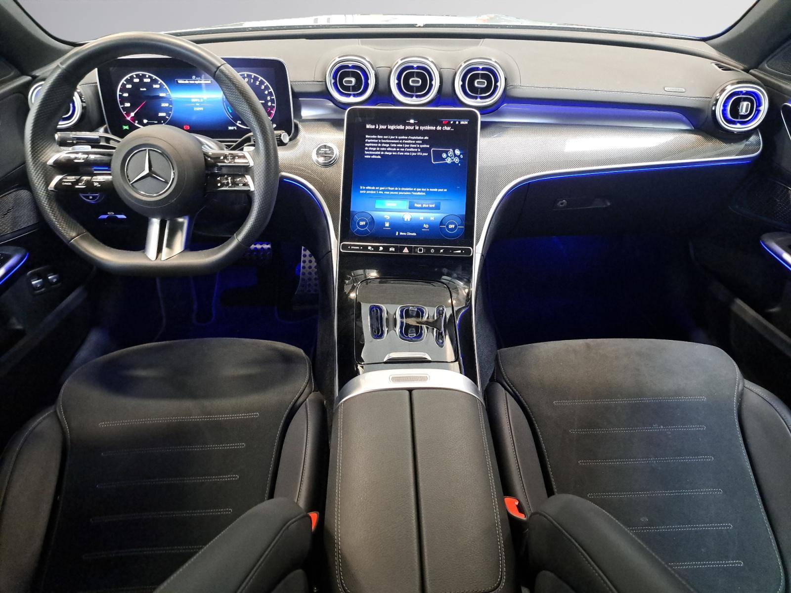 Image Mercedes-Benz CLASSE C BERLINE Classe C 300 e Hybrid EQ Berline AMG Line  Classe C 300 d e Hybrid EQ Berline AMG Line