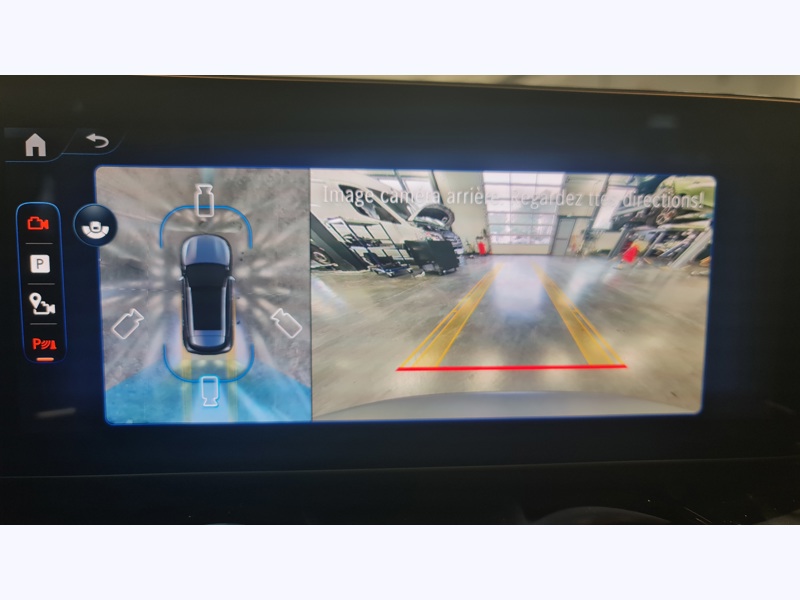 Image Mercedes-Benz EQA 250+ AMG Line  EQA 250+ AMG Line