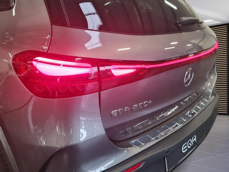Image Mercedes-Benz EQA 250+ AMG Line  EQA 250+ AMG Line