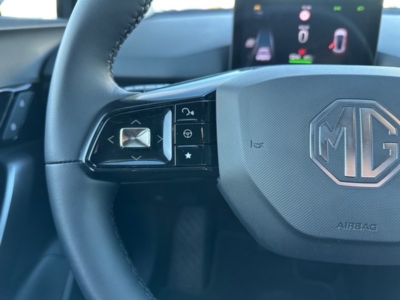 Image MG MG4 Luxury 64kWh 150kW  MG4 64KWH LUXURY