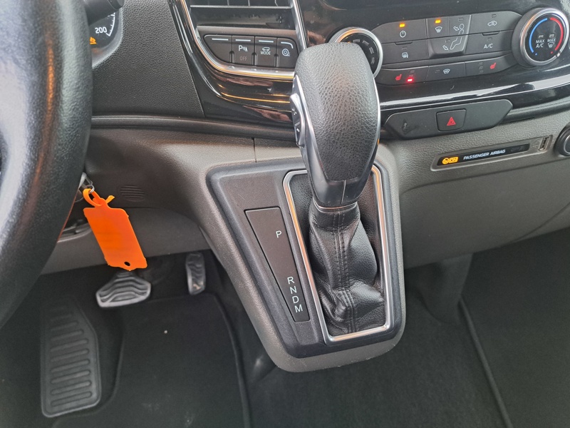 Image Ford TRANSIT/TOURNEO CUSTOM COMBI 320 L1 Tourneo Sport  2.0 185 ch BVA6