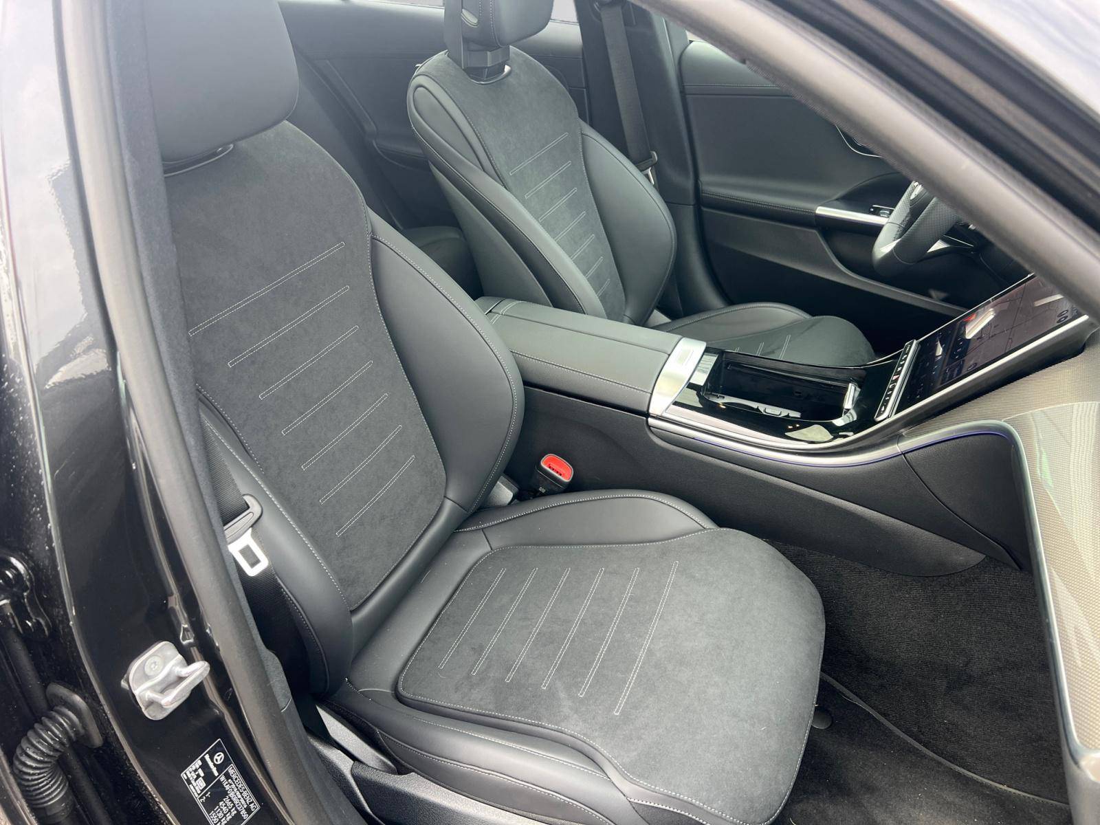 Image Mercedes-Benz CLASSE C BERLINE Classe C 300 de Hybrid EQ Berline AMG Line  Classe C 300 d e Hybrid EQ Berline AMG Line