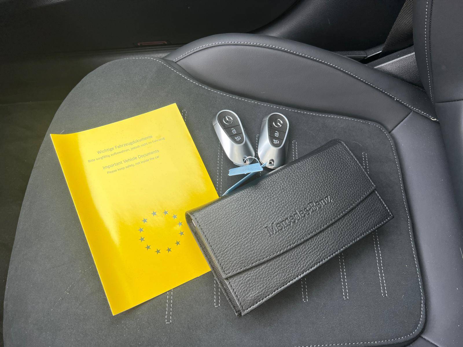 Image Mercedes-Benz CLASSE C BERLINE Classe C 300 de Hybrid EQ Berline AMG Line  Classe C 300 d e Hybrid EQ Berline AMG Line