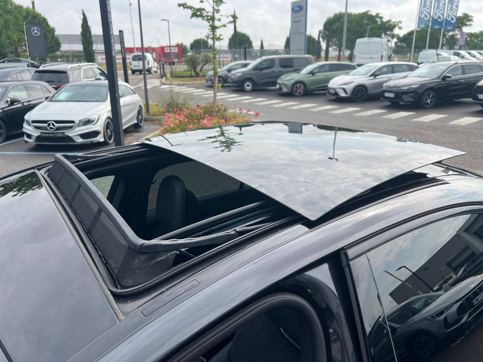 Image Mercedes-Benz CLASSE C BERLINE Classe C 300 de Hybrid EQ Berline AMG Line  Classe C 300 d e Hybrid EQ Berline AMG Line