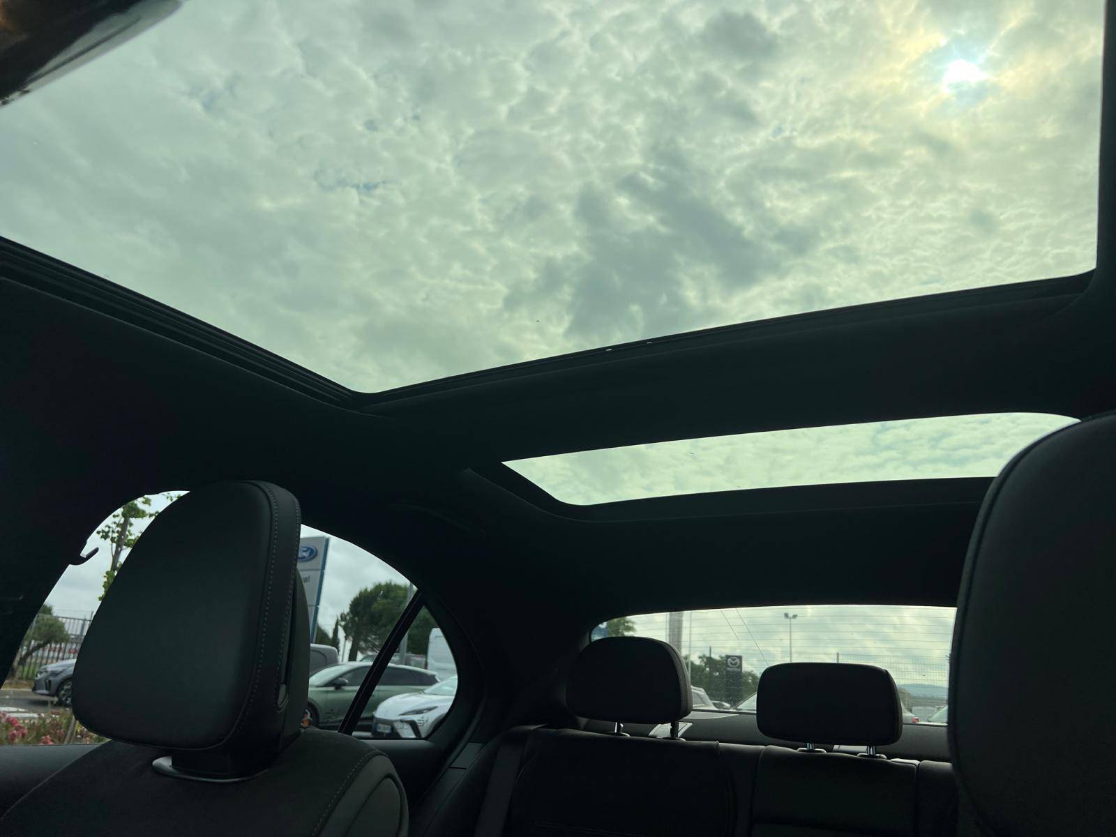 Image Mercedes-Benz CLASSE C BERLINE Classe C 300 de Hybrid EQ Berline AMG Line  Classe C 300 d e Hybrid EQ Berline AMG Line