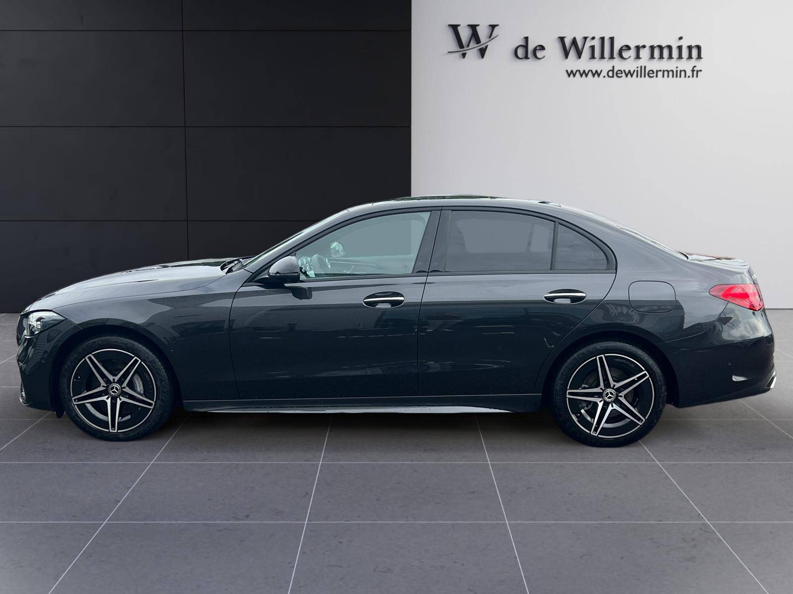 Image Mercedes-Benz CLASSE C BERLINE Classe C 300 de Hybrid EQ Berline AMG Line  Classe C 300 d e Hybrid EQ Berline AMG Line