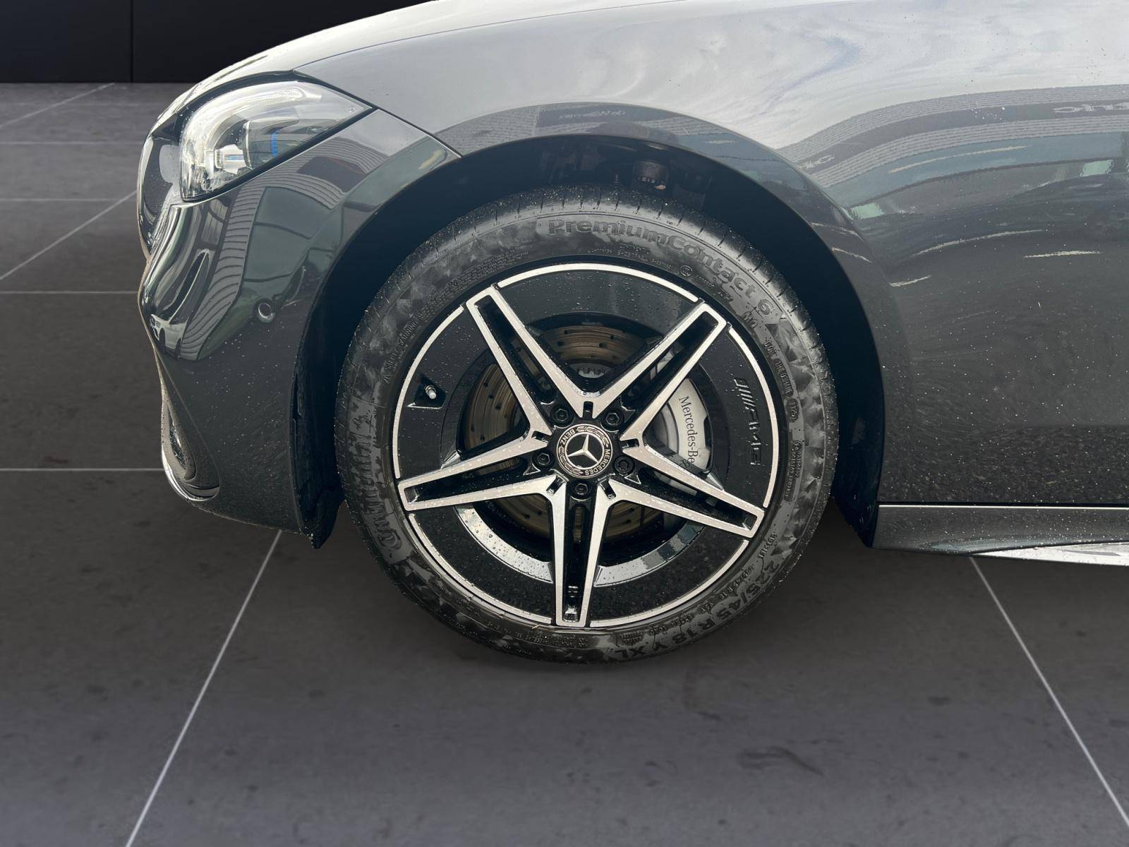 Image Mercedes-Benz CLASSE C BERLINE Classe C 300 de Hybrid EQ Berline AMG Line  Classe C 300 d e Hybrid EQ Berline AMG Line