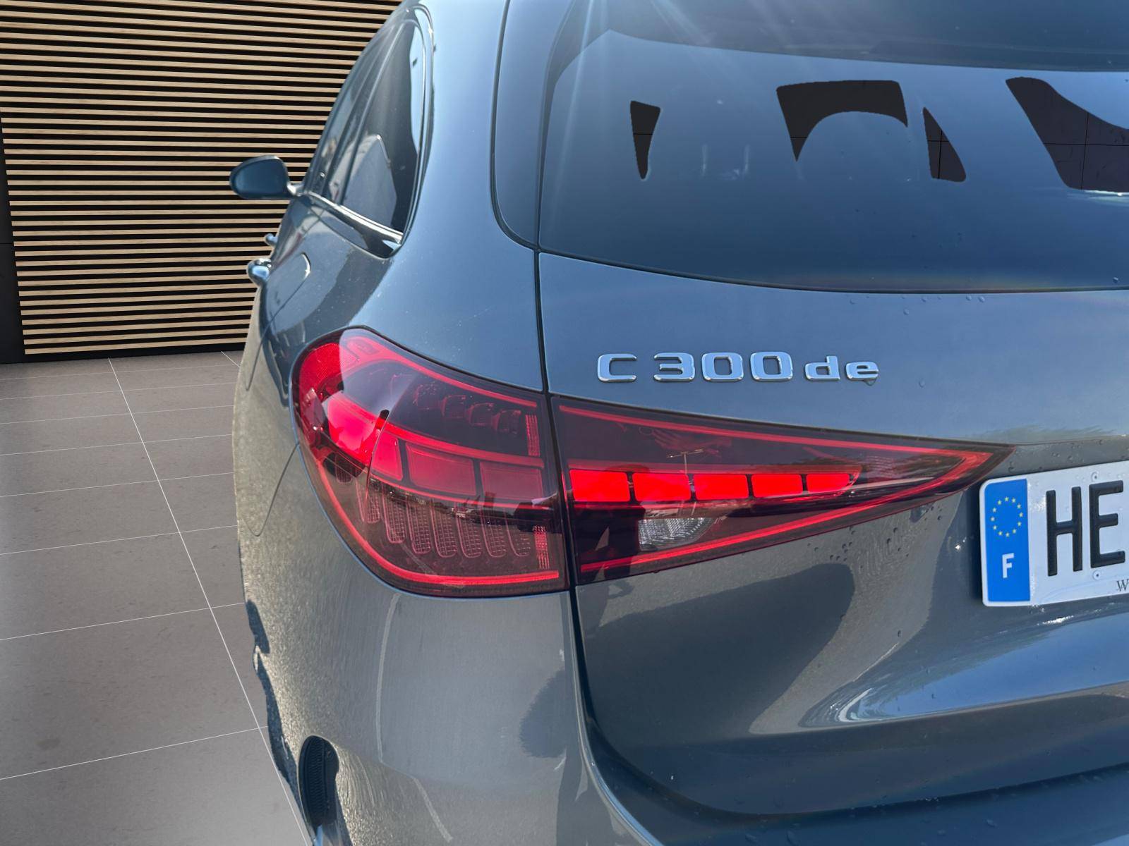 Image Mercedes-Benz CLASSE C BREAK Classe C 300 de Hybrid EQ Break AMG Line  Classe C 300 d e Hybrid EQ Break AMG Line