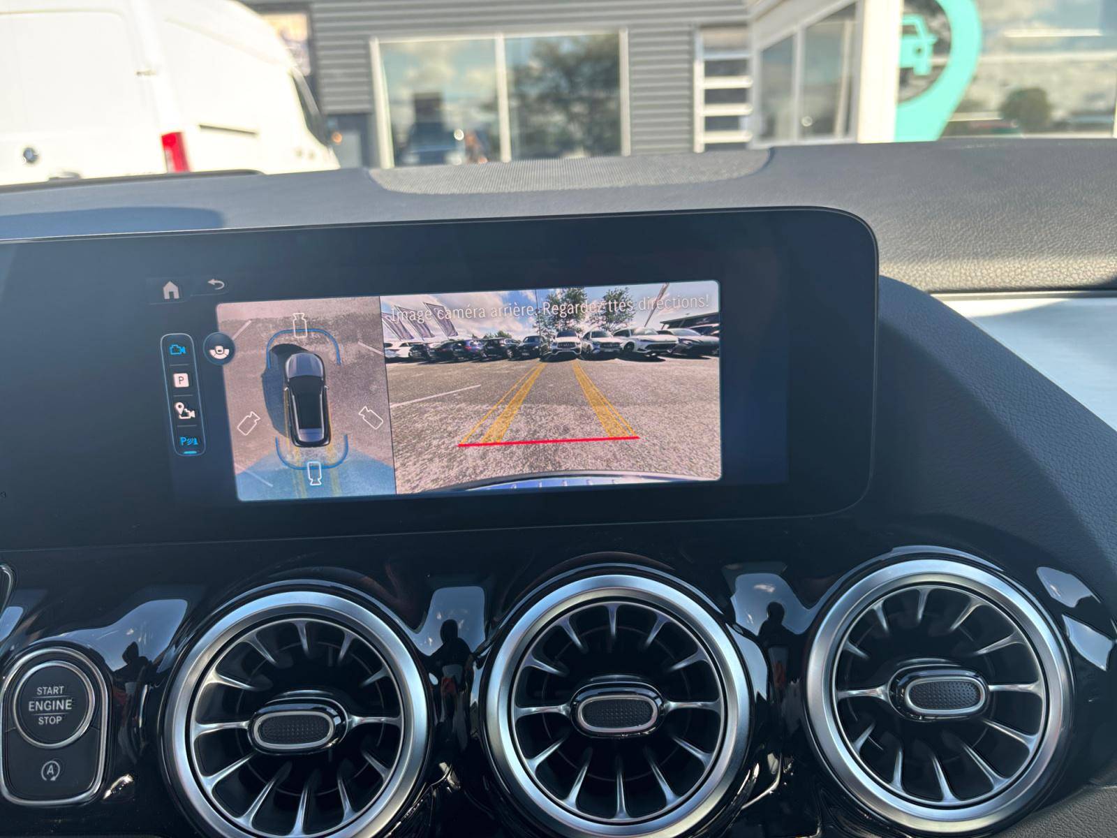 Image Mercedes-Benz GLA 200 d AMG Line  GLA 200 d AMG Line