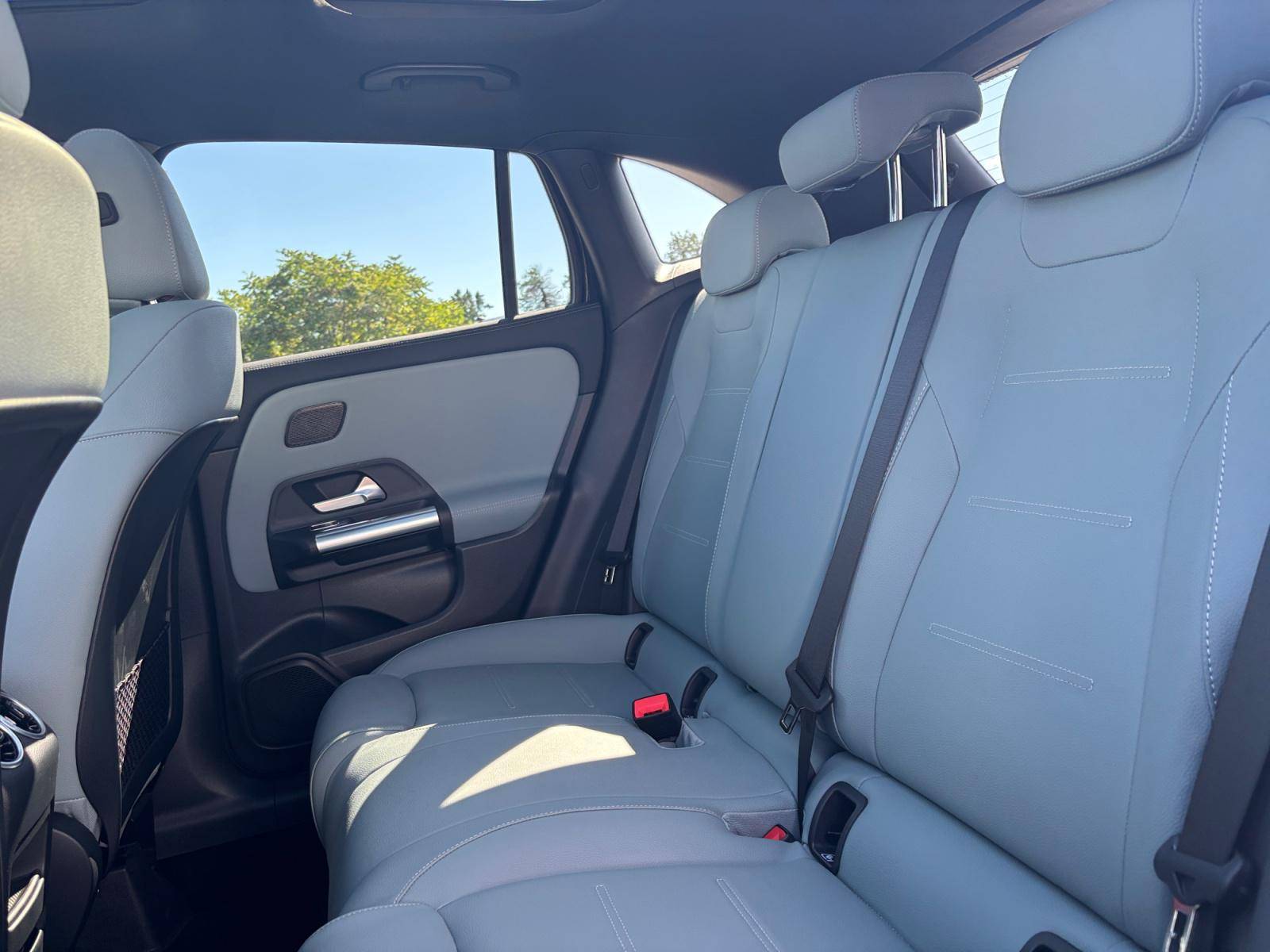 Image Mercedes-Benz GLA 200 d AMG Line  GLA 200 d AMG Line