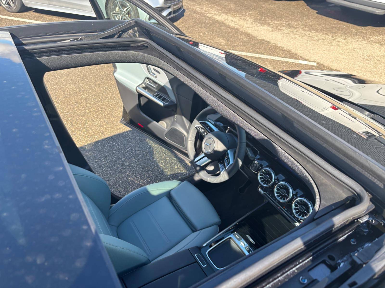 Image Mercedes-Benz GLA 200 d AMG Line  GLA 200 d AMG Line