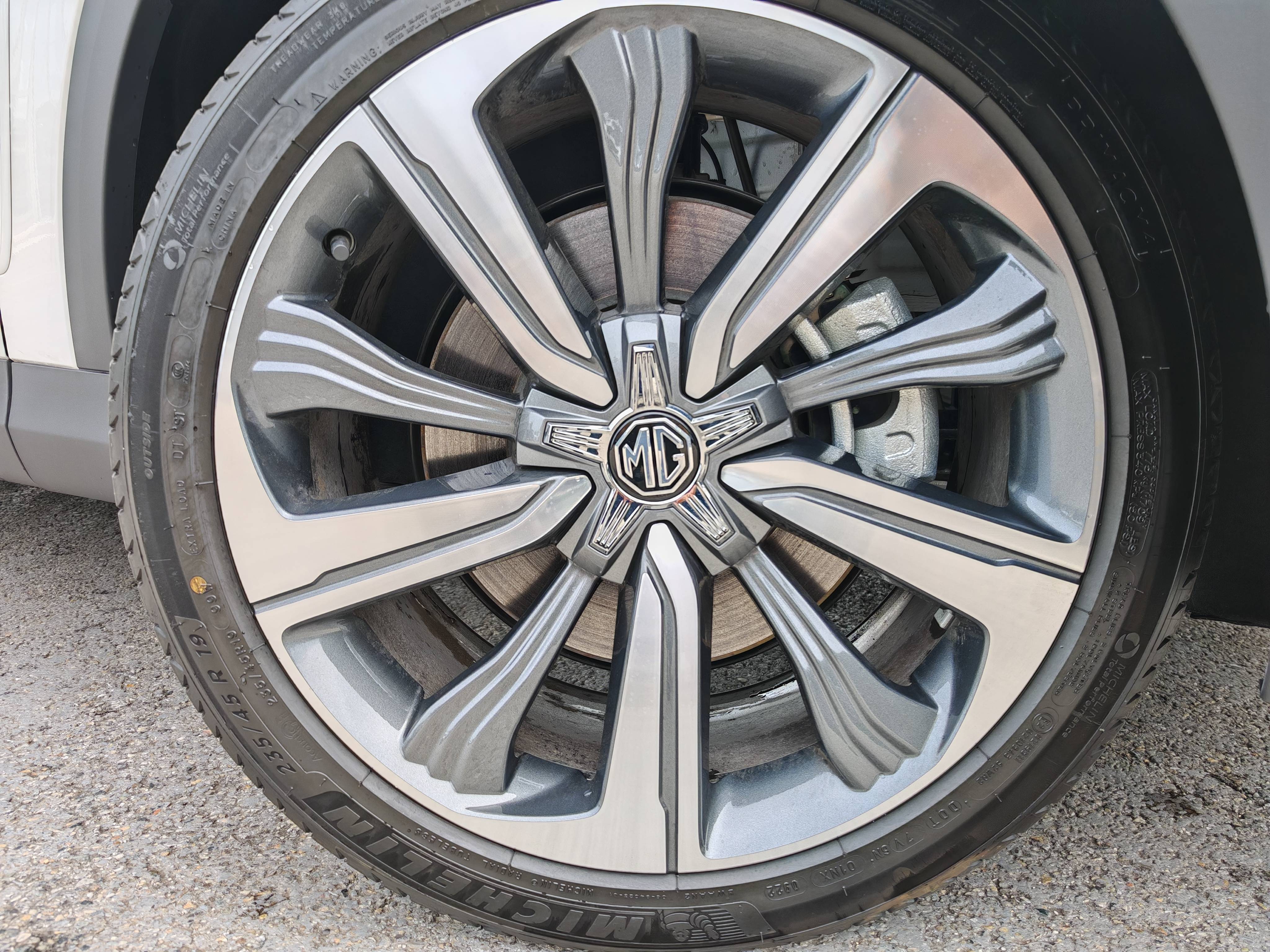 Image MG MARVEL R Performance   288 ch 