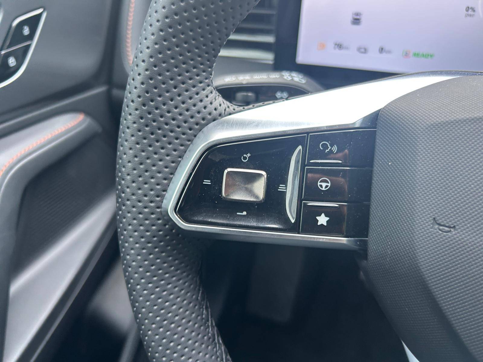 Image MG EHS Luxury 1,5 L Turbo 272 ch 