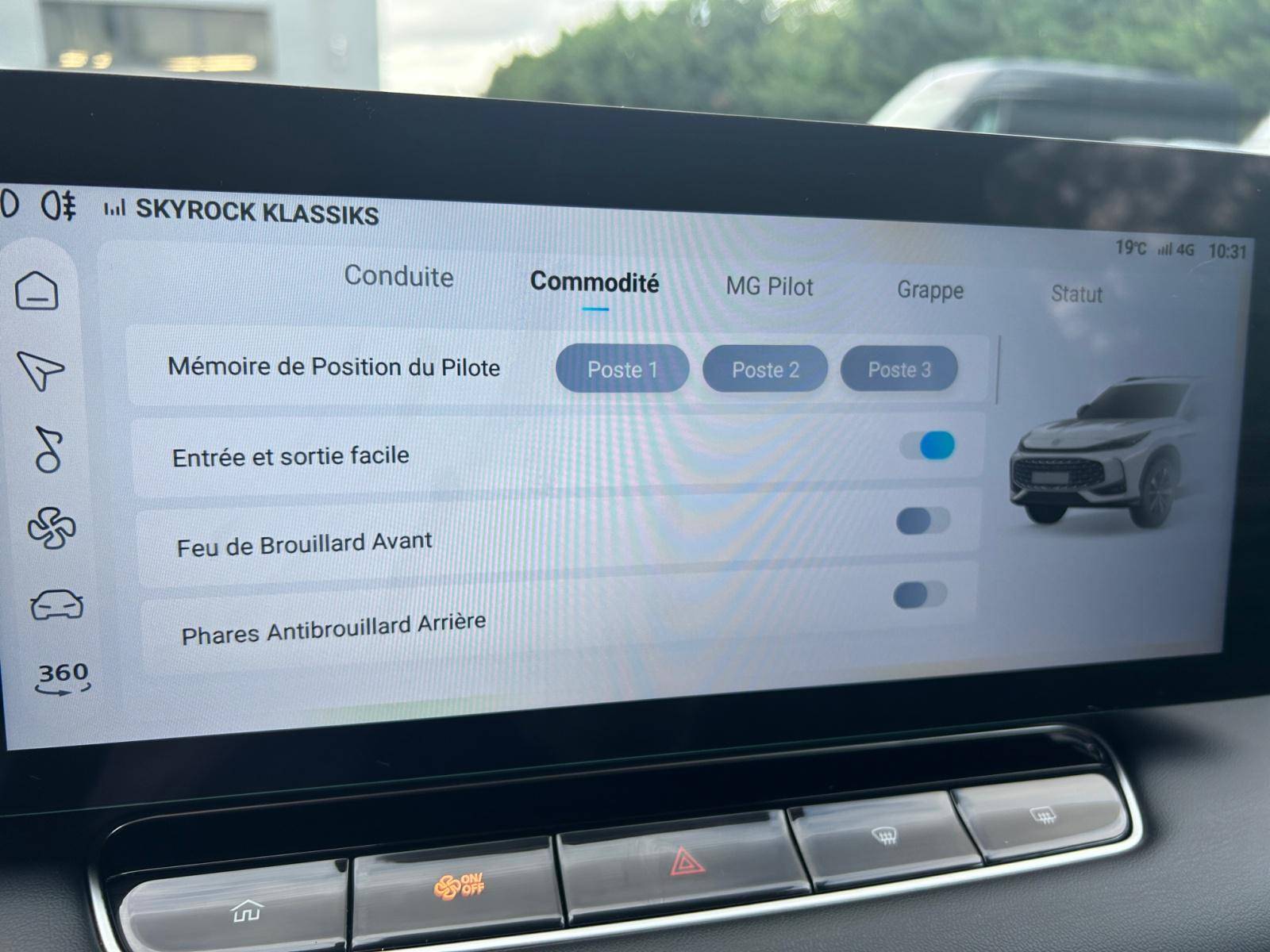 Image MG EHS Luxury 1,5 L Turbo 272 ch 