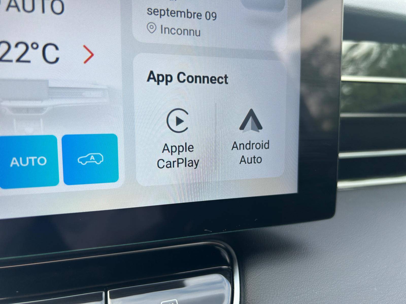 Image MG EHS Luxury 1,5 L Turbo 272 ch 