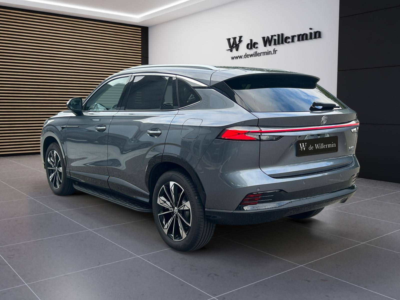 Image MG EHS Luxury 1,5 L Turbo 272 ch 