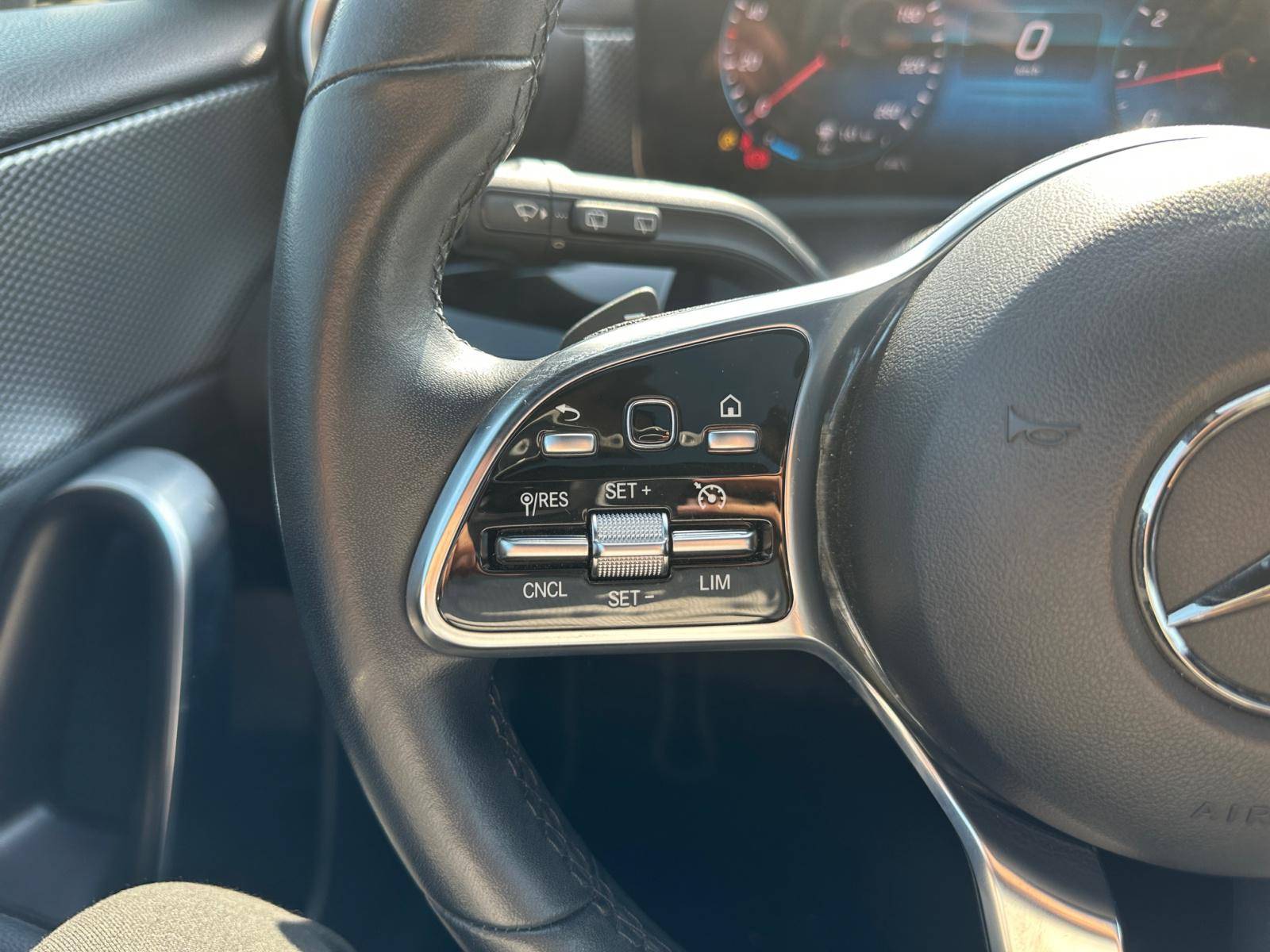 Image Mercedes-Benz CLASSE A 200 Progressive Line  Classe A 200 Progressive Line