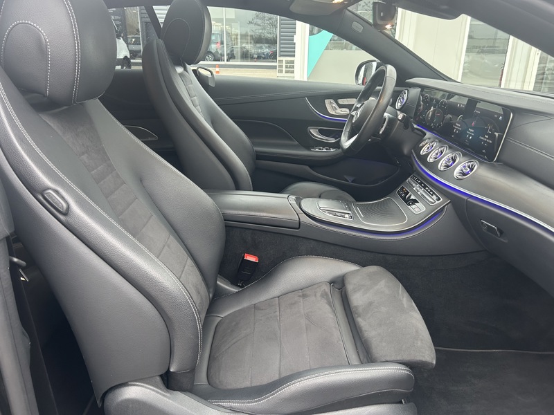 Image Mercedes-Benz CLASSE E COUPÉ Classe E 220 d AMG Line Coupé  