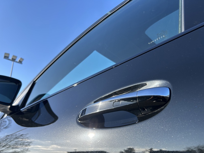 Image Mercedes-Benz EQA 350 4MATIC AMG Line  