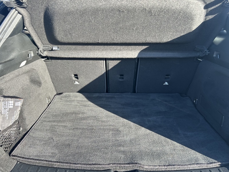 Image Mercedes-Benz EQA 350 4MATIC AMG Line  