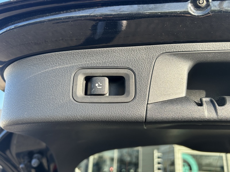 Image Mercedes-Benz EQA 350 4MATIC AMG Line  