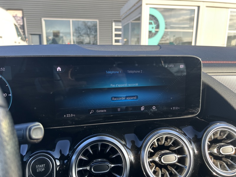 Image Mercedes-Benz EQA 350 4MATIC AMG Line  