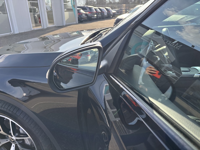 Image Mercedes-Benz GLC SUV GLC 300de 4MATIC SUV AMG Line  