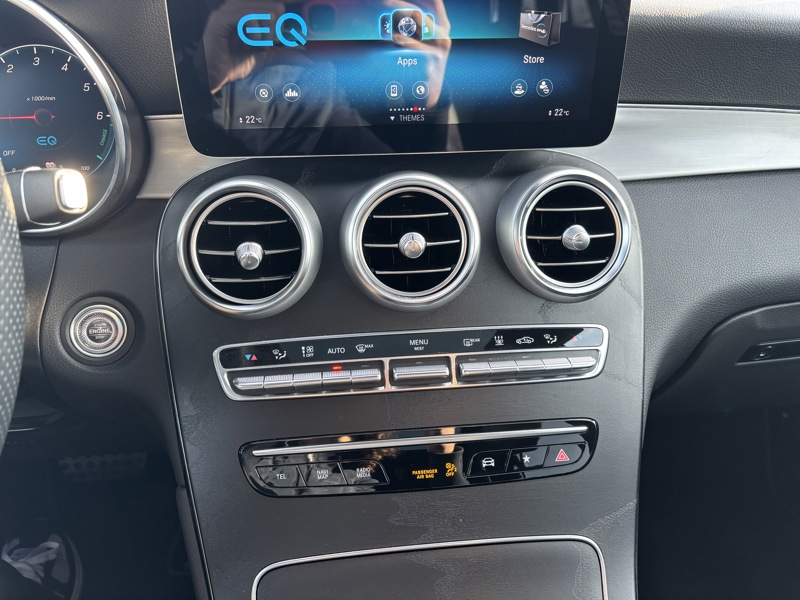 Image Mercedes-Benz GLC SUV GLC 300de 4MATIC SUV AMG Line  