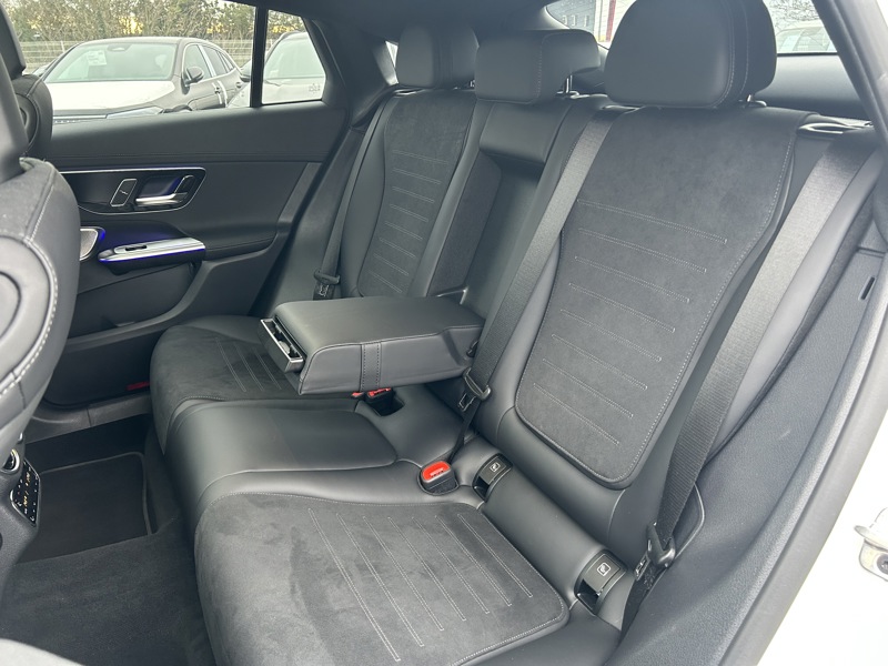 Image Mercedes-Benz GLC COUPÉ GLC 220 d 4MATIC Coupé AMG Line  GLC 220 d 4MATIC Coupé AMG Line