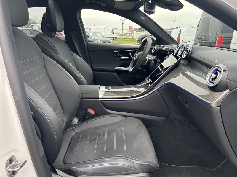 Image Mercedes-Benz GLC COUPÉ GLC 220 d 4MATIC Coupé AMG Line  GLC 220 d 4MATIC Coupé AMG Line
