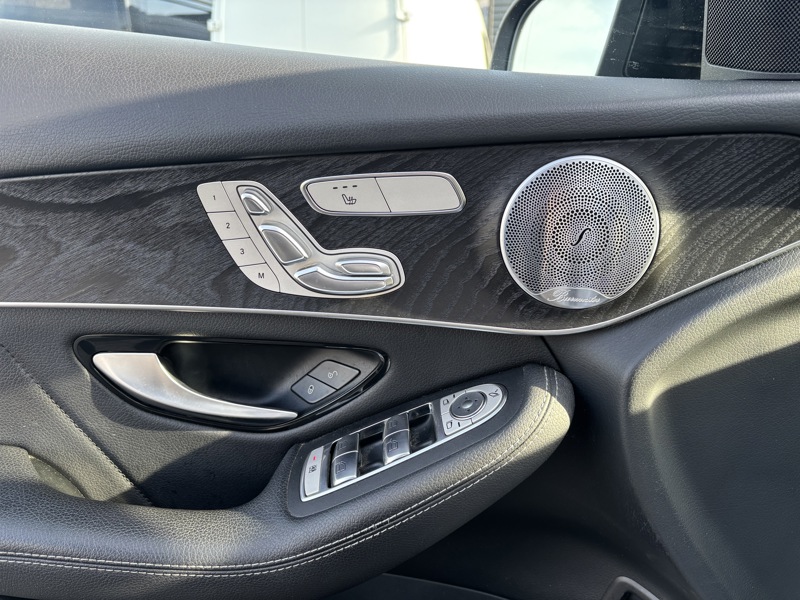 Image Mercedes-Benz GLC COUPÉ GLC 400 d 4MATIC Coupé AMG Line  