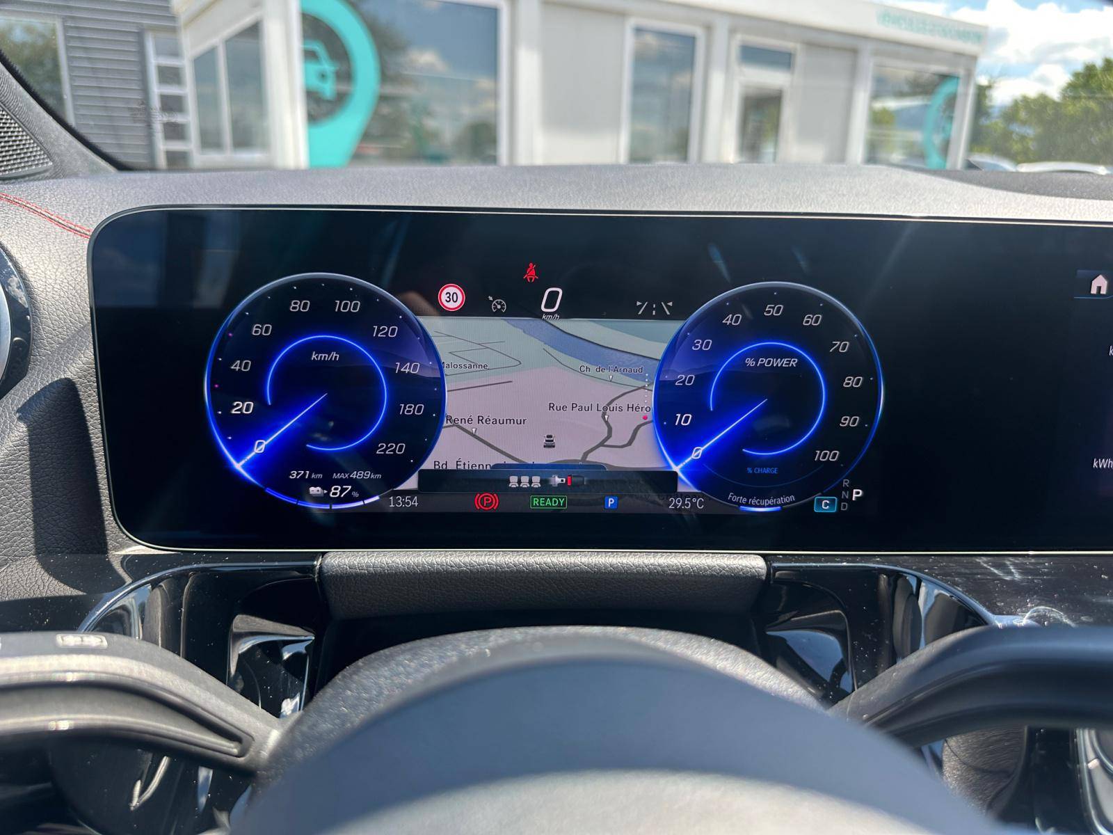 Image Mercedes-Benz EQA 250+ AMG Line  EQA 250+ AMG Line