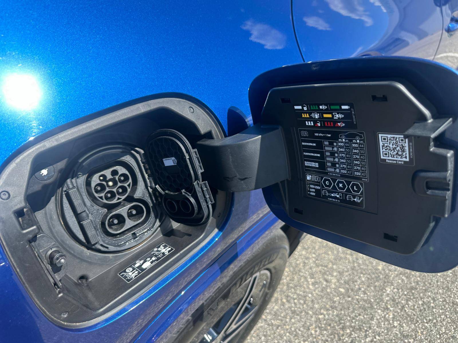 Image Mercedes-Benz EQA 250+ AMG Line  EQA 250+ AMG Line