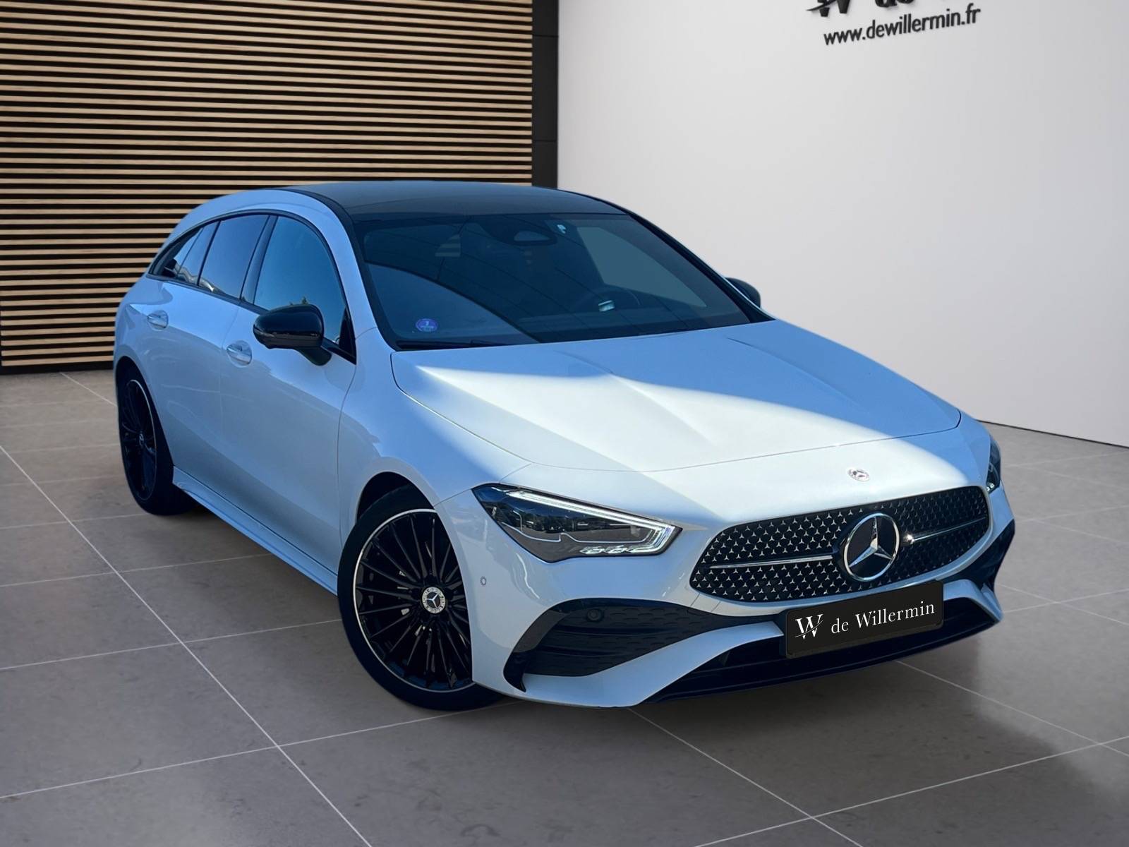 Image Mercedes-Benz CLA SHOOTING BRAKE CLA 200 d Shooting Brake AMG Line  CLA 200D AMG LINE