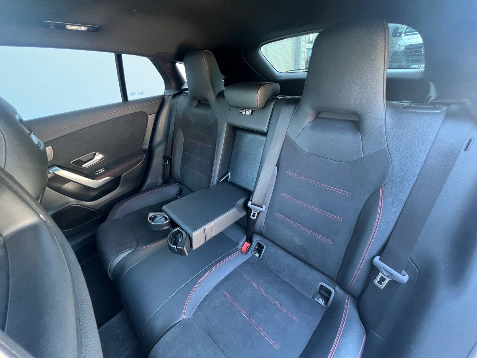 Image Mercedes-Benz CLA SHOOTING BRAKE CLA 200 d Shooting Brake AMG Line  CLA 200D AMG LINE