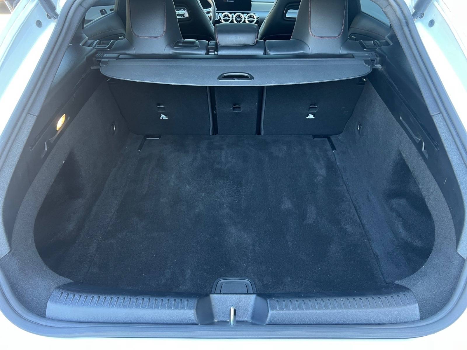 Image Mercedes-Benz CLA SHOOTING BRAKE CLA 200 d Shooting Brake AMG Line  CLA 200D AMG LINE